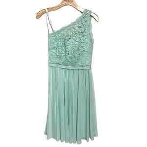 David’s Bridal Mint Green One‎ Shoulder Bridesmaid Dress Size 2